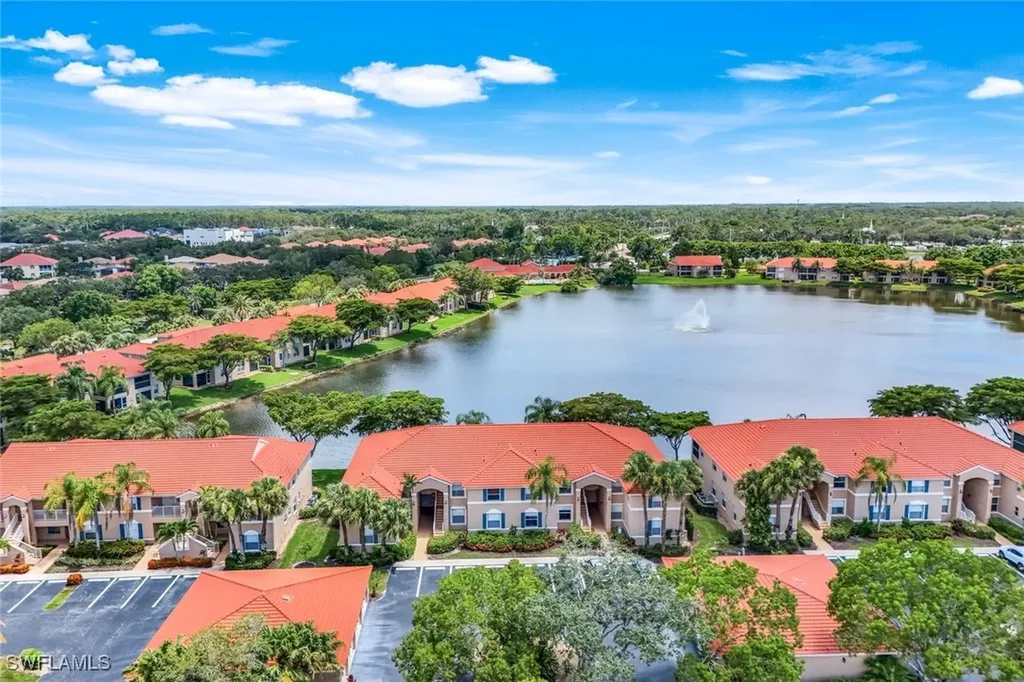 2440 Millcreek Lane Naples FL 34119