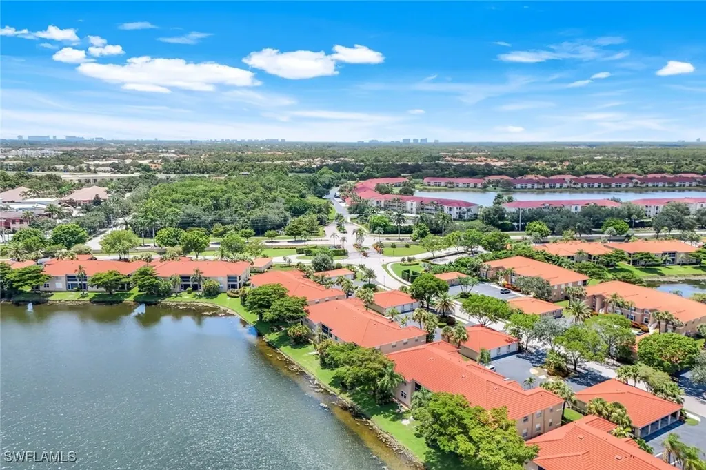 2440 Millcreek Lane Naples FL 34119
