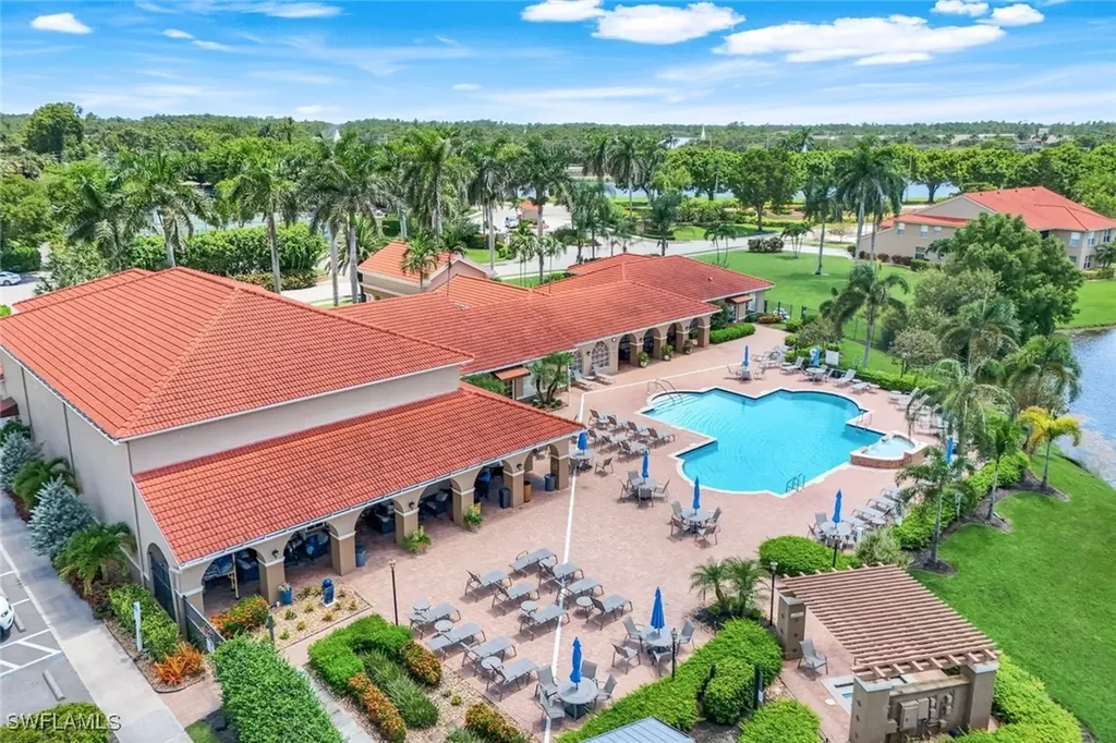 2440 Millcreek Lane Naples FL 34119