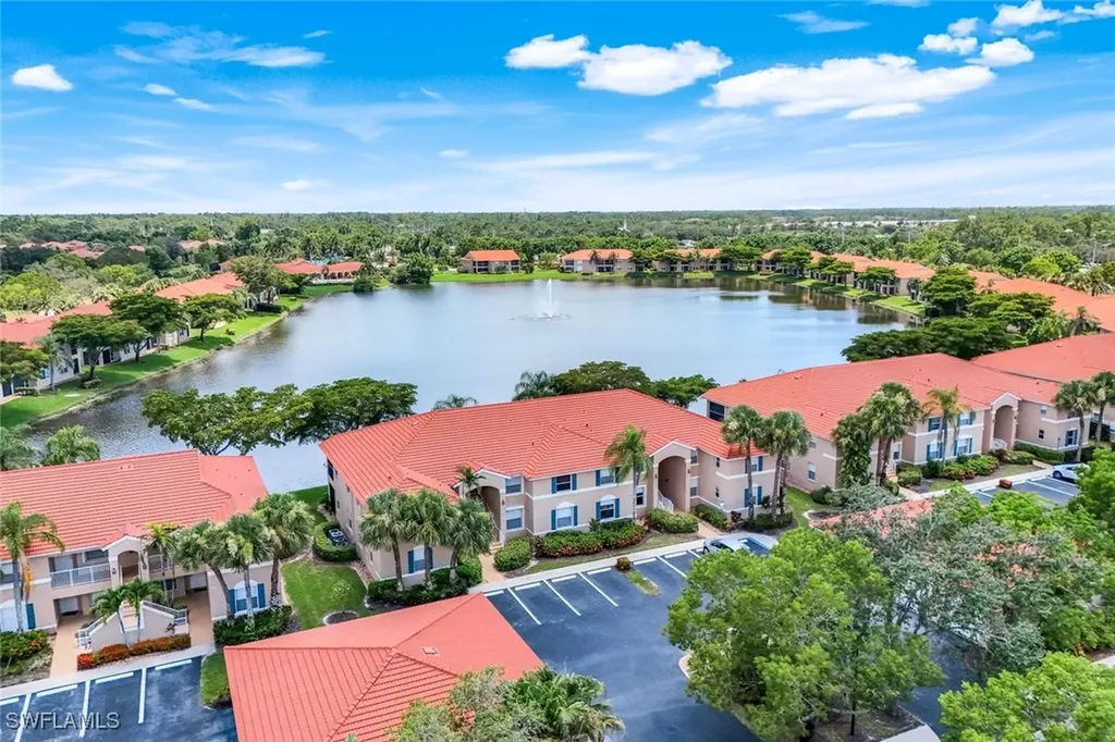 2440 Millcreek Lane Naples FL 34119