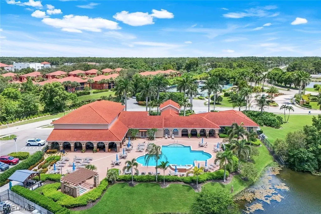 2440 Millcreek Lane Naples FL 34119