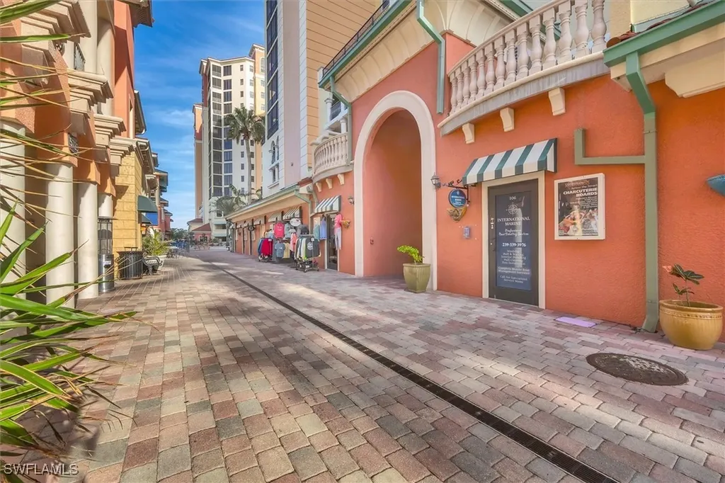 5865 Shell Cove Drive Cape Coral FL 33914