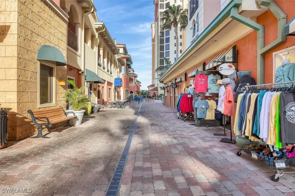 5865 Shell Cove Drive Cape Coral FL 33914