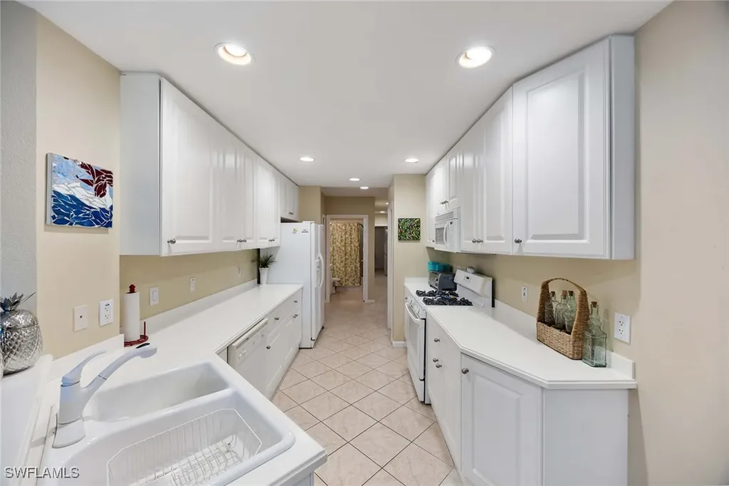 3955 Deer Crossing Court Naples FL 34114