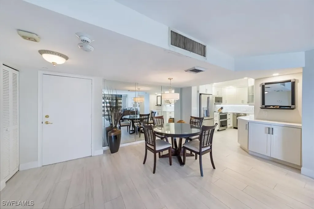 4005 Gulf Shore Boulevard N Naples FL 34103