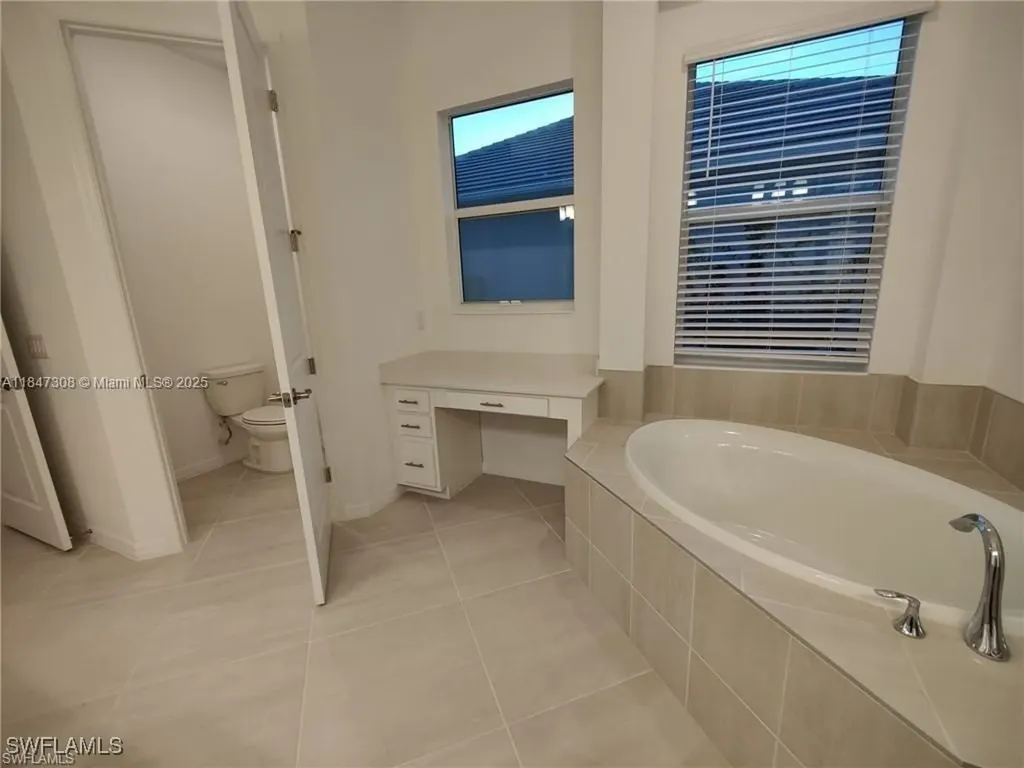 5508 Whistling Straights Court Ave Maria FL 34142