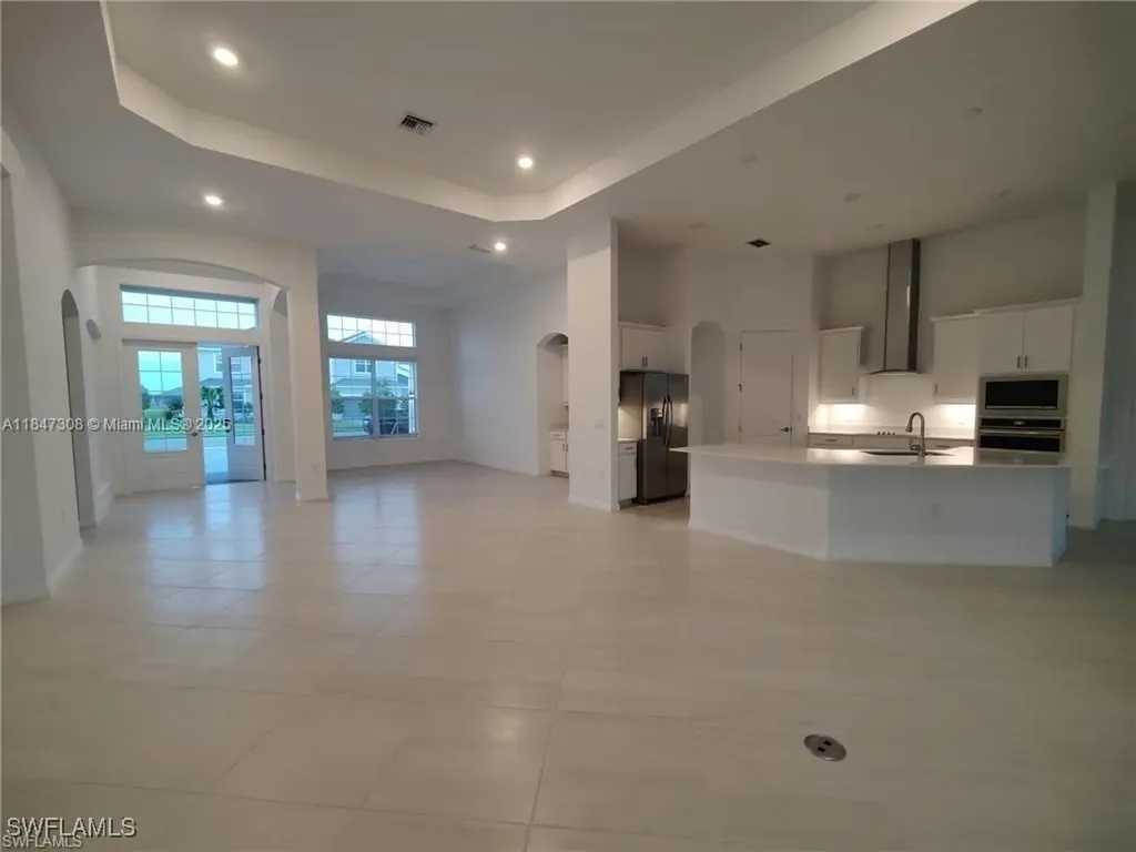 5508 Whistling Straights Court Ave Maria FL 34142