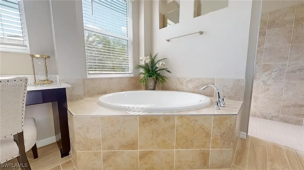 5508 Whistling Straights Court Ave Maria FL 34142