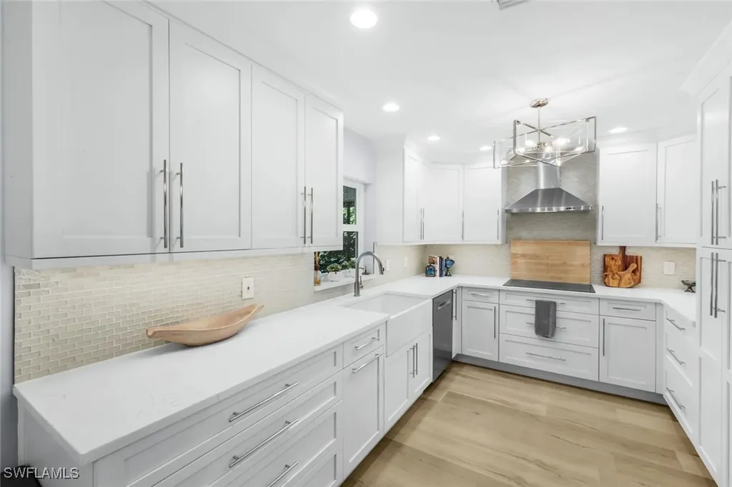 27984 Carl Circle Bonita Springs FL 34135