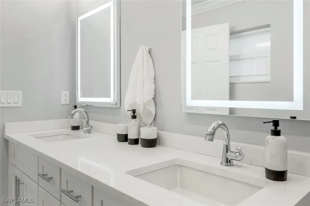 27984 Carl Circle Bonita Springs FL 34135