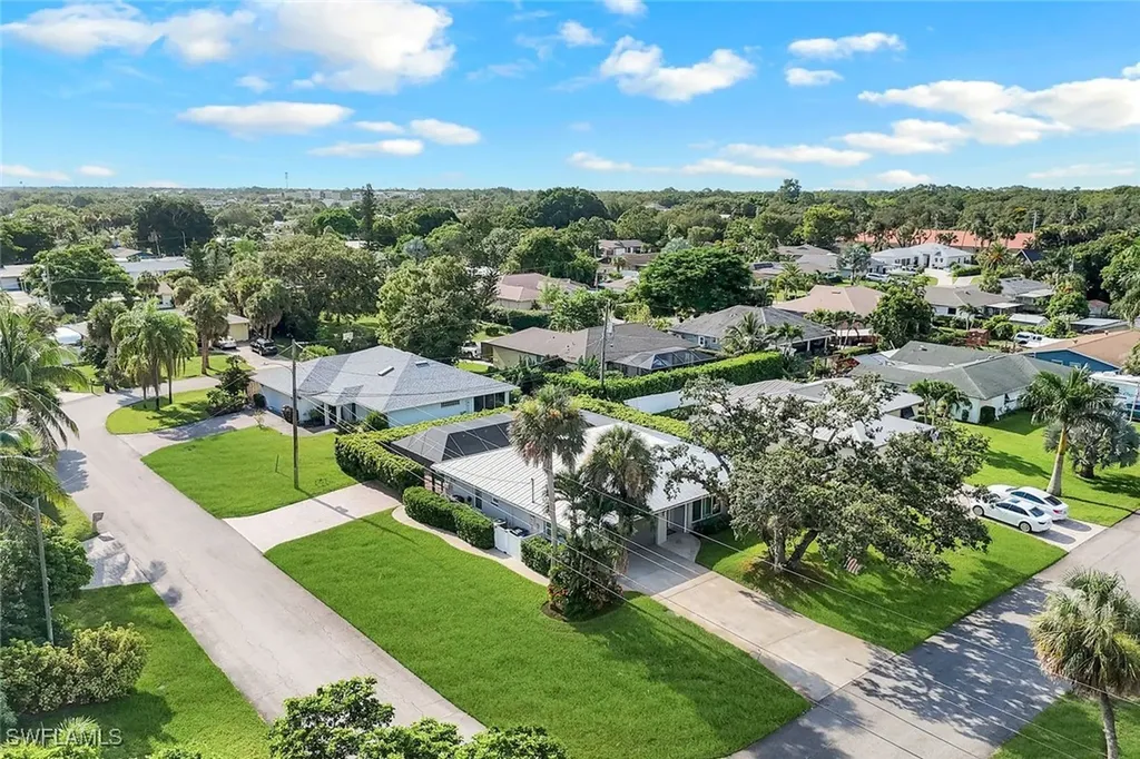 27984 Carl Circle Bonita Springs FL 34135