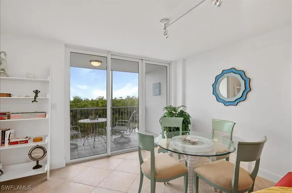5 Bluebill Avenue Naples FL 34108