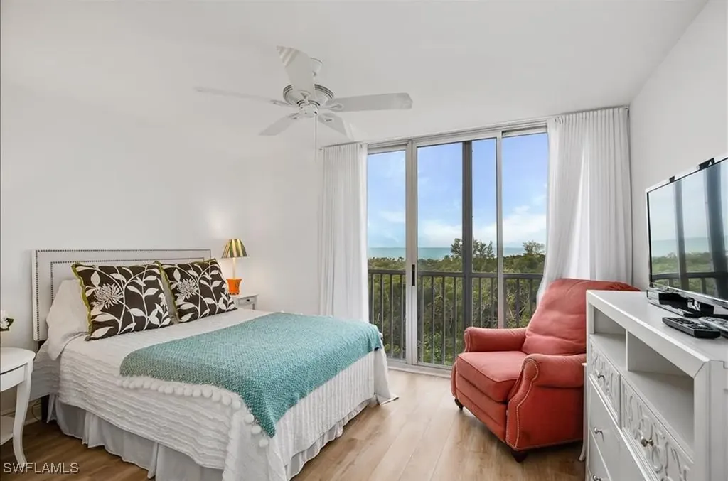 5 Bluebill Avenue Naples FL 34108