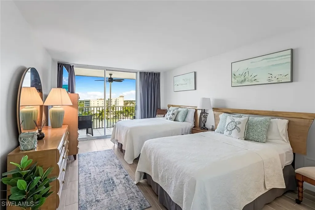 5 Bluebill Avenue Naples FL 34108