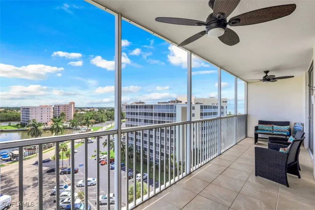 5 Bluebill Avenue Naples FL 34108