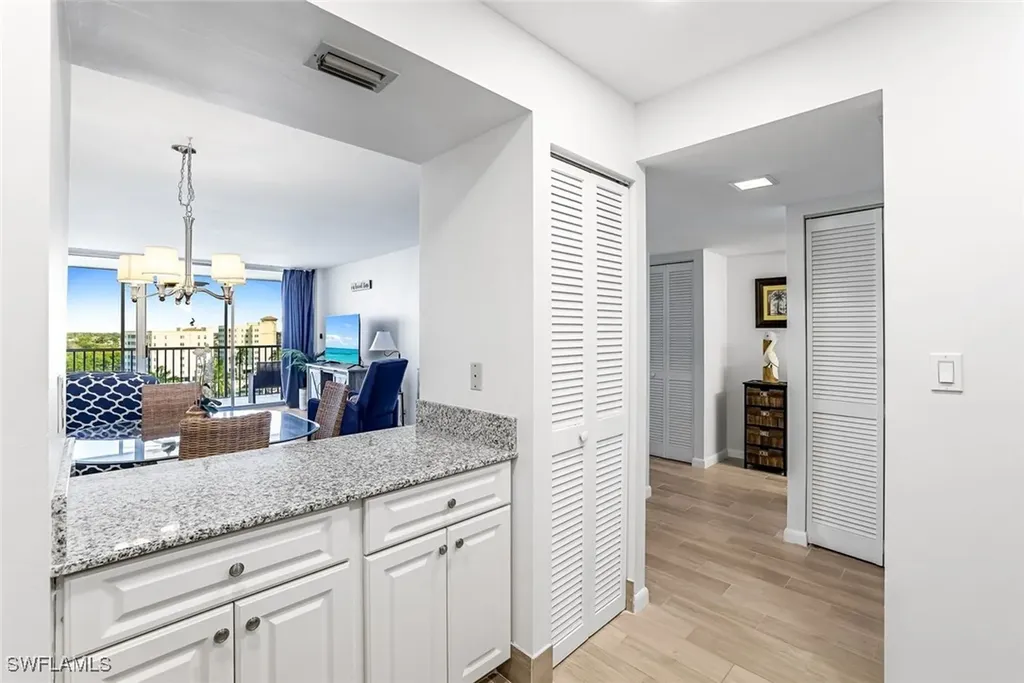 5 Bluebill Avenue Naples FL 34108