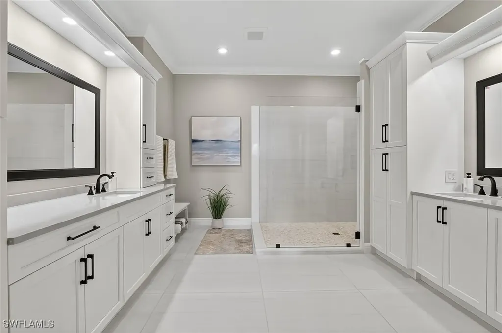 3202 Serenity Court Naples FL 34114