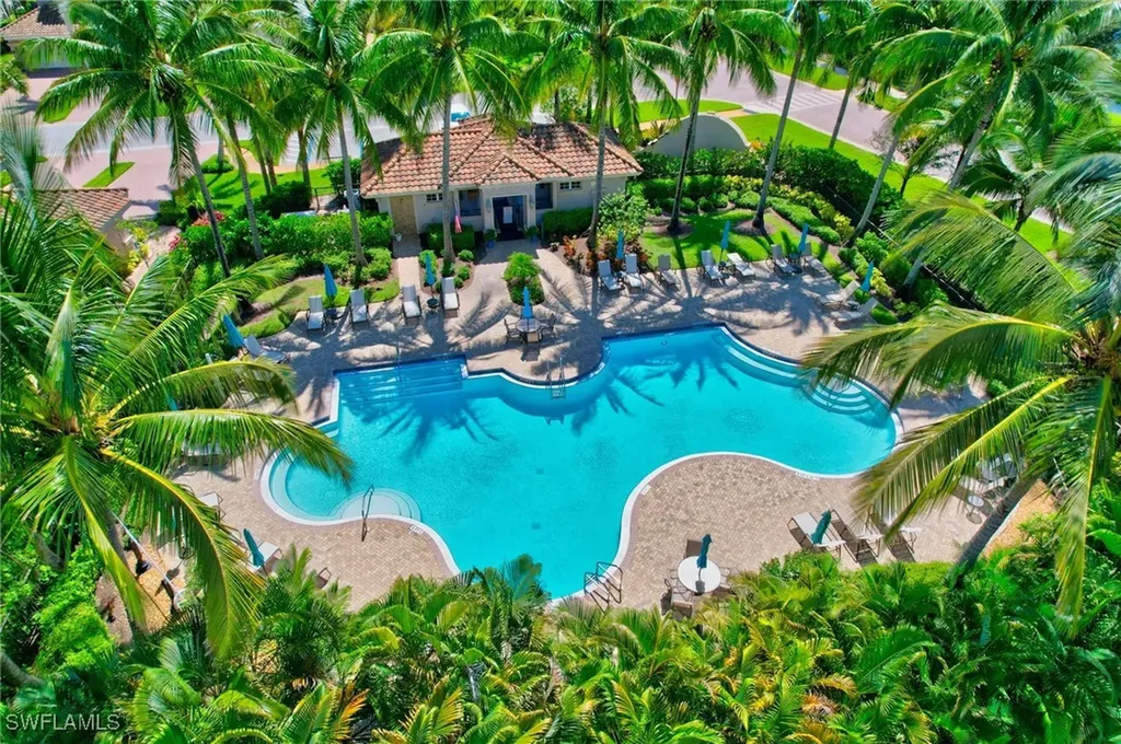 3202 Serenity Court Naples FL 34114