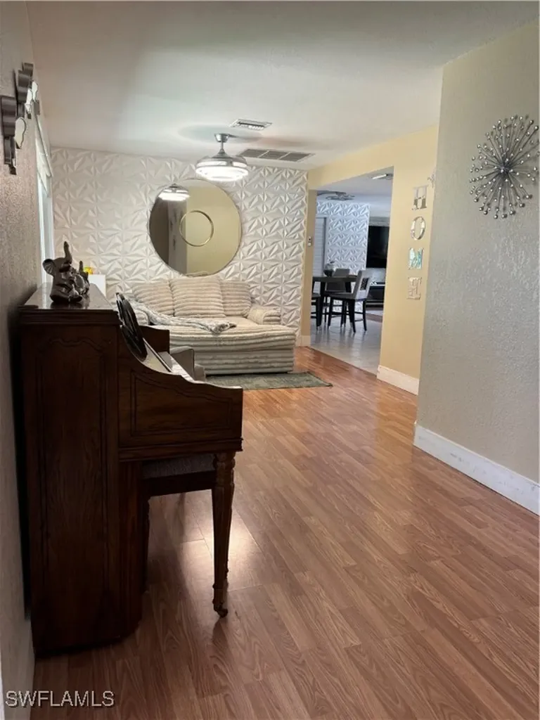Lehigh Acres FL 33936