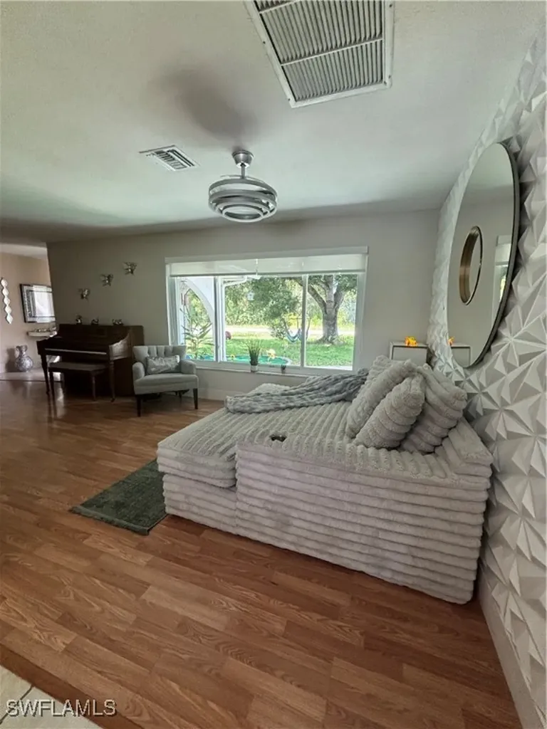 Lehigh Acres FL 33936