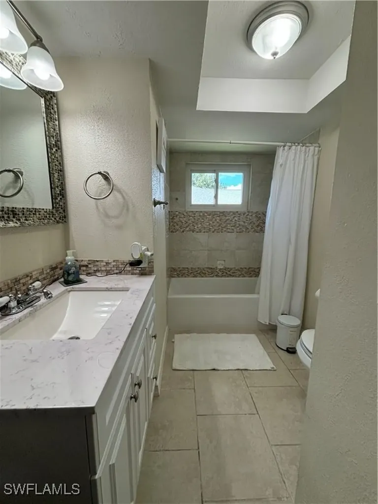 Lehigh Acres FL 33936
