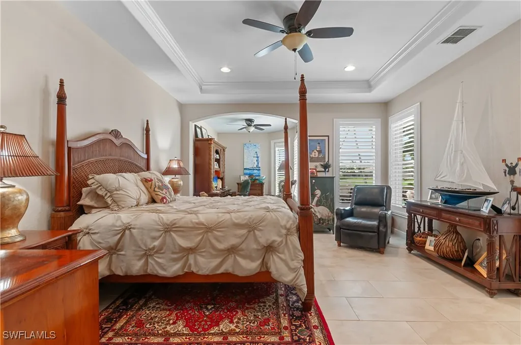 4919 Cerromar Drive Naples FL 34112