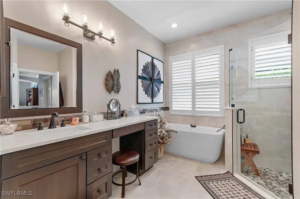 4919 Cerromar Drive Naples FL 34112