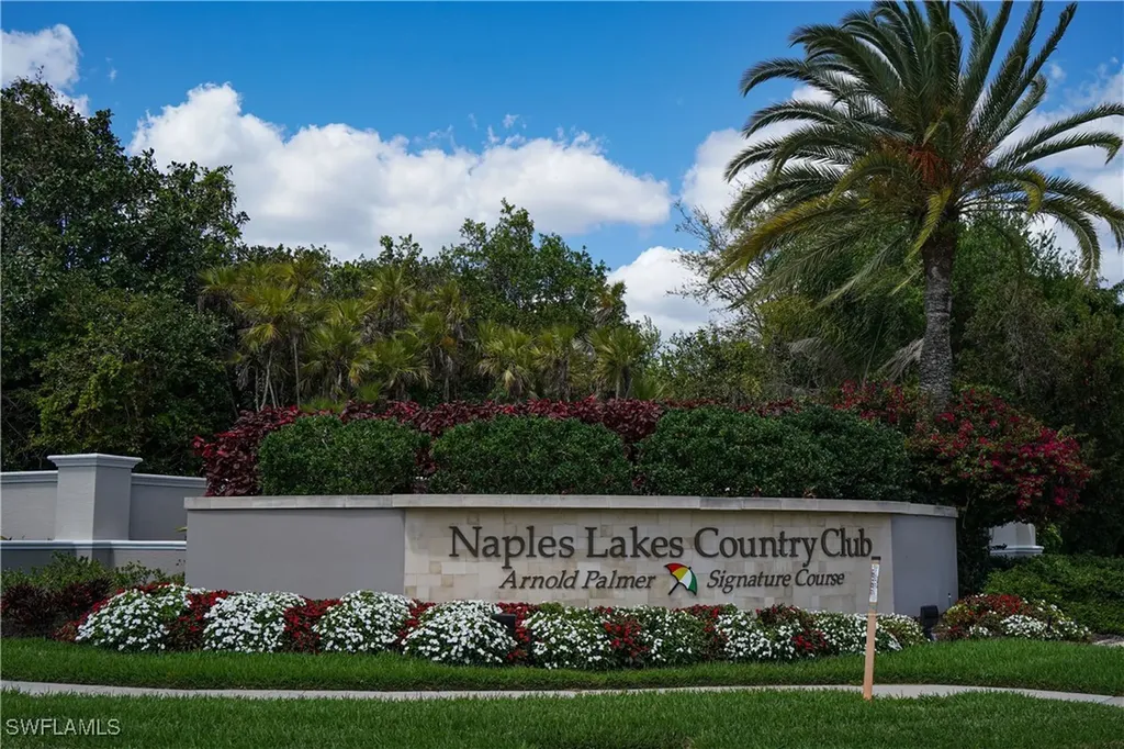 4919 Cerromar Drive Naples FL 34112