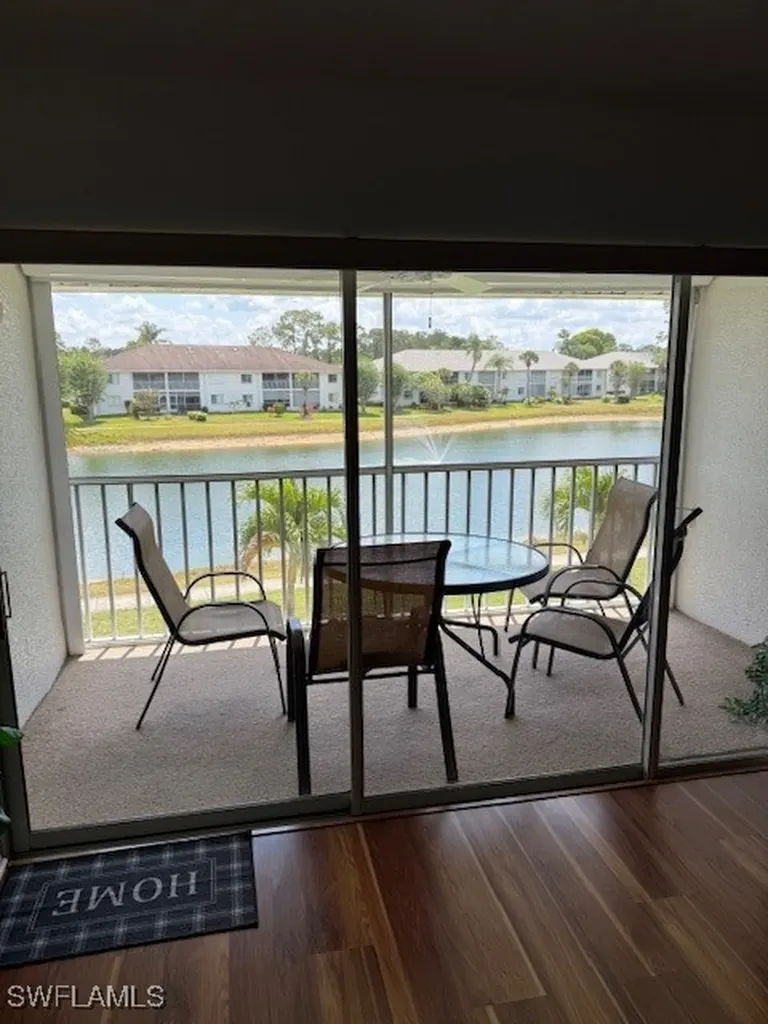 388 Belina Drive Naples FL 34104