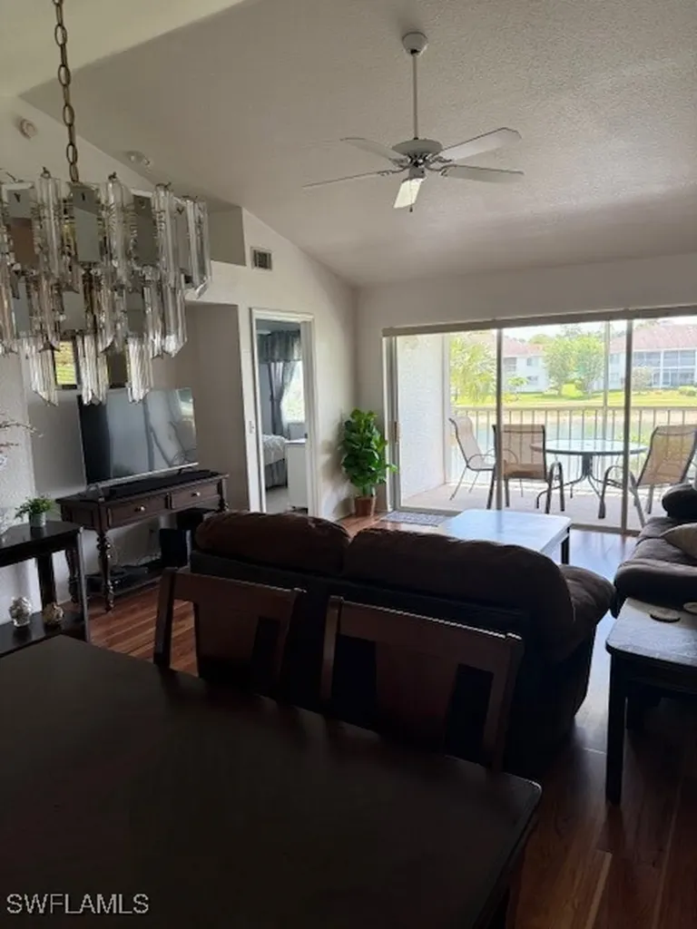 388 Belina Drive Naples FL 34104