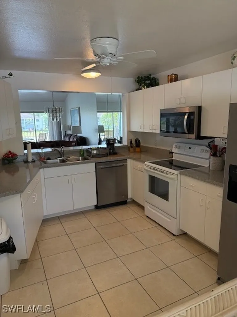 388 Belina Drive Naples FL 34104