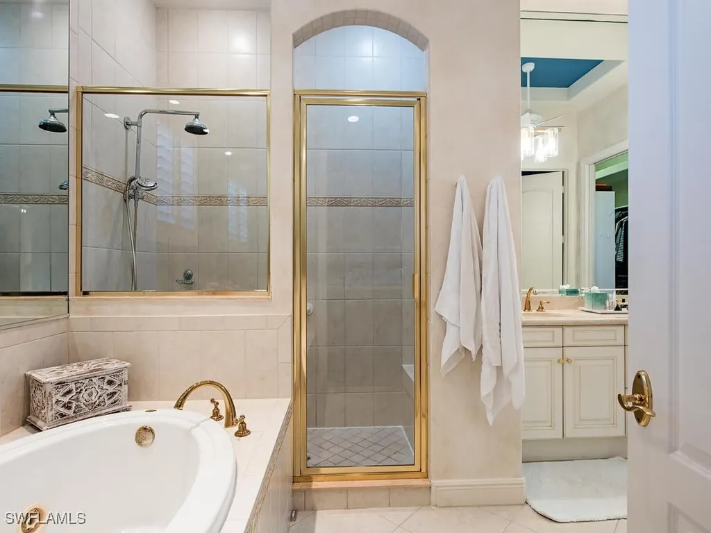 530 Avellino Isle Circle Naples FL 34119