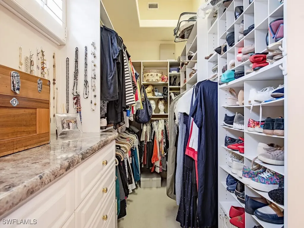 530 Avellino Isle Circle Naples FL 34119