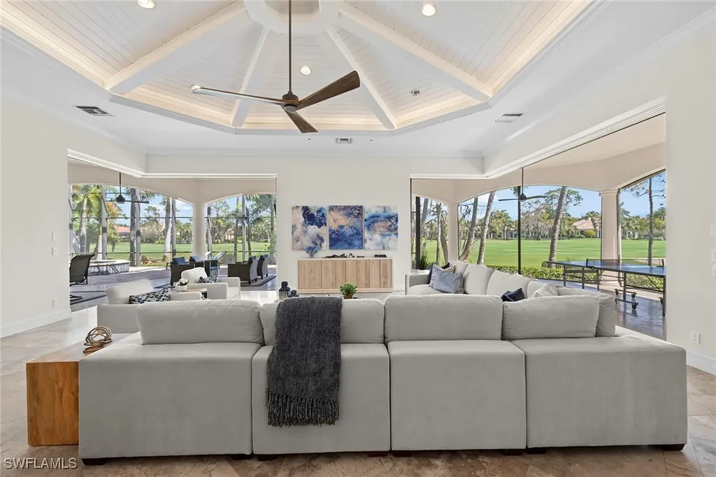 6511 Highcroft Drive Naples FL 34119