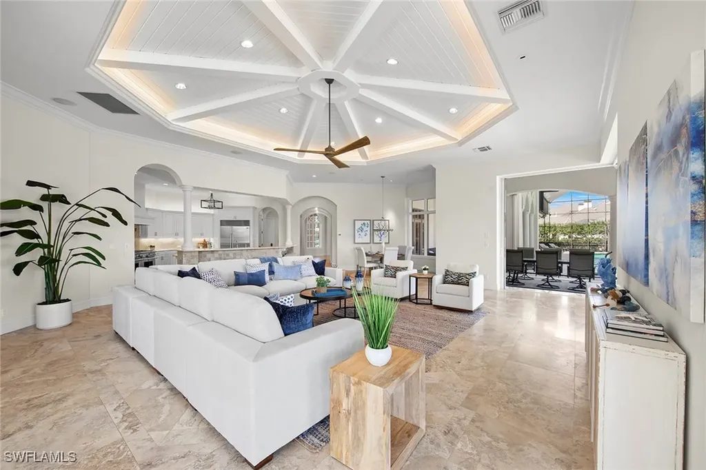 6511 Highcroft Drive Naples FL 34119