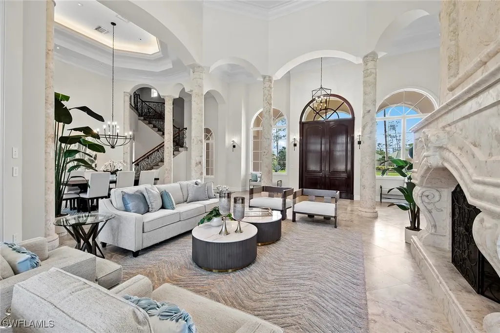 6511 Highcroft Drive Naples FL 34119