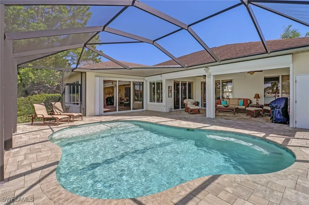 1119 SE 1st Terrace Cape Coral FL 33990