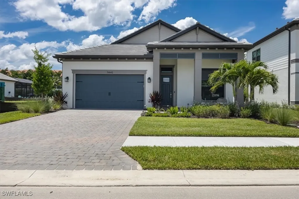 9445 Caymas Terrace Naples FL 34114