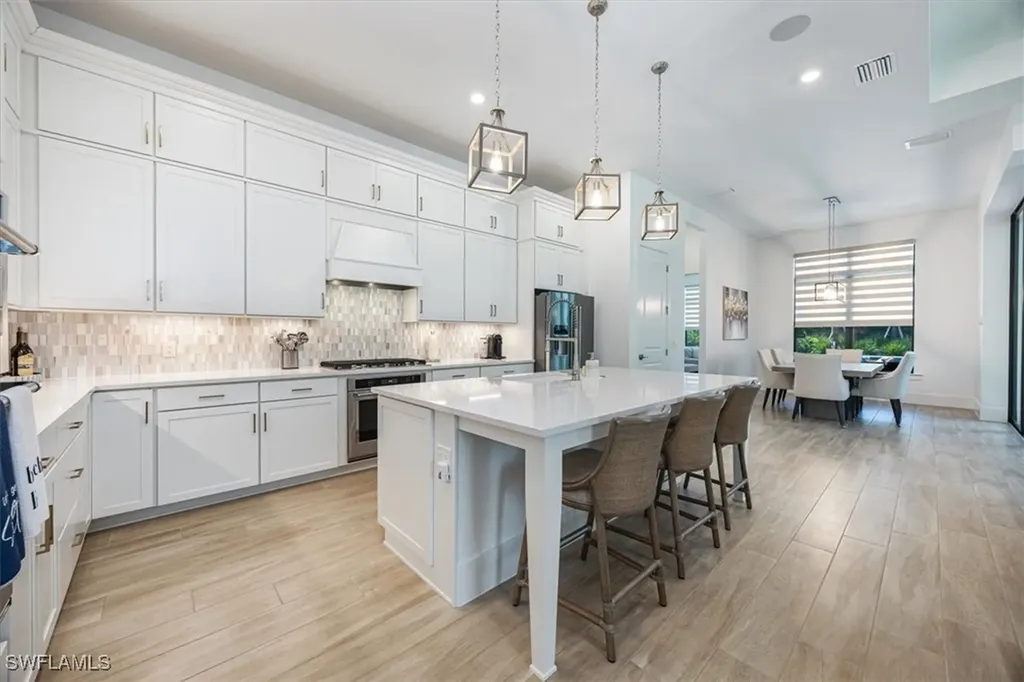 9445 Caymas Terrace Naples FL 34114