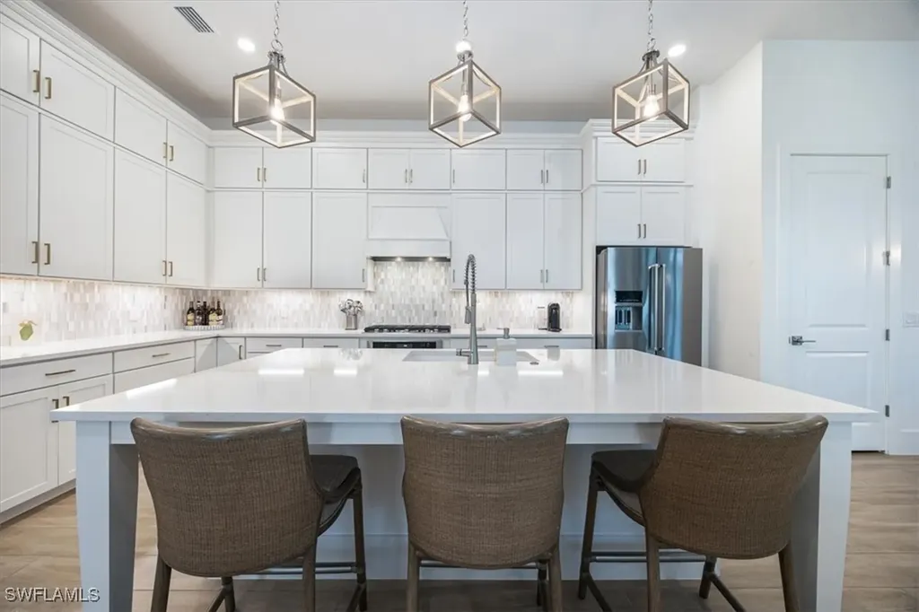 9445 Caymas Terrace Naples FL 34114