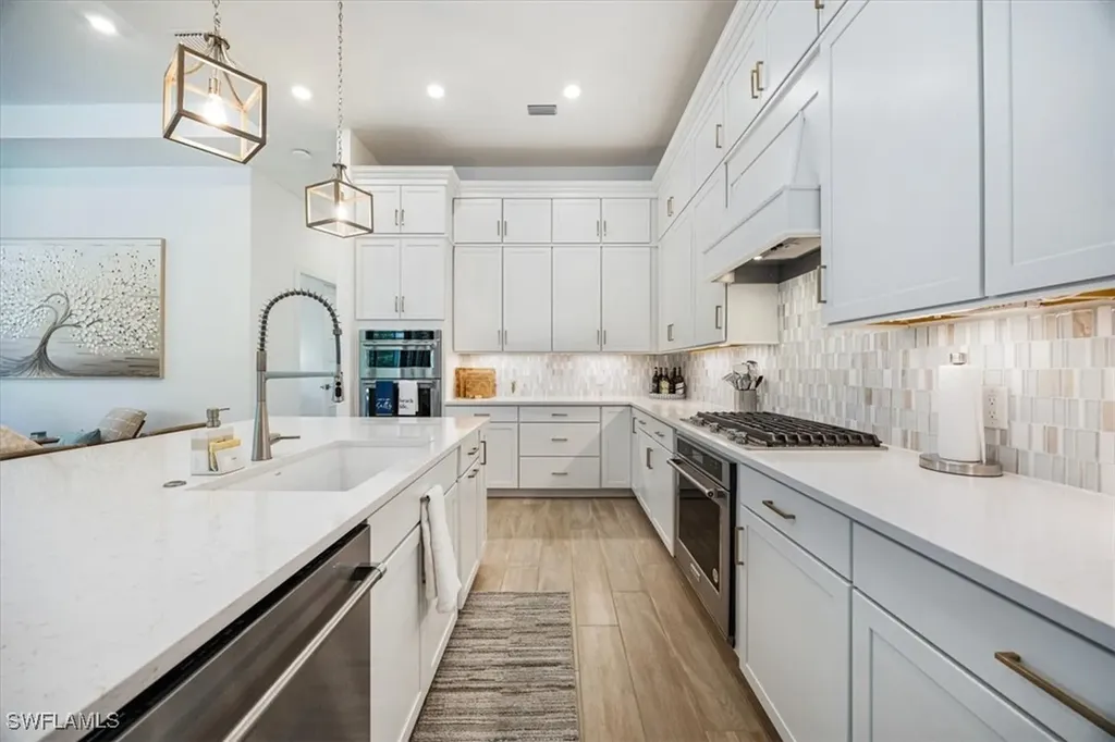 9445 Caymas Terrace Naples FL 34114