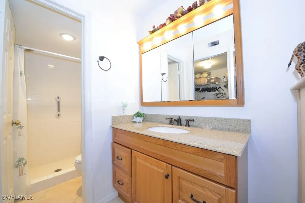 1165 Mainsail Drive Naples FL 34114