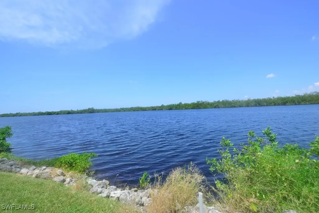 1165 Mainsail Drive Naples FL 34114