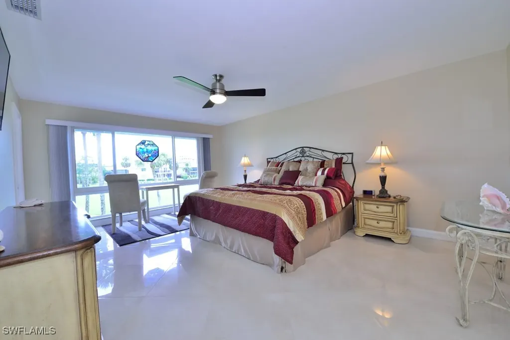 124 Penny Lane Naples FL 34112