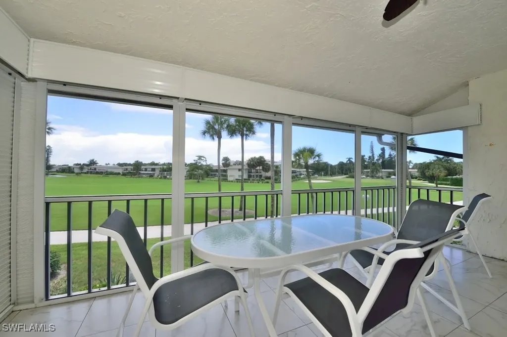 124 Penny Lane Naples FL 34112