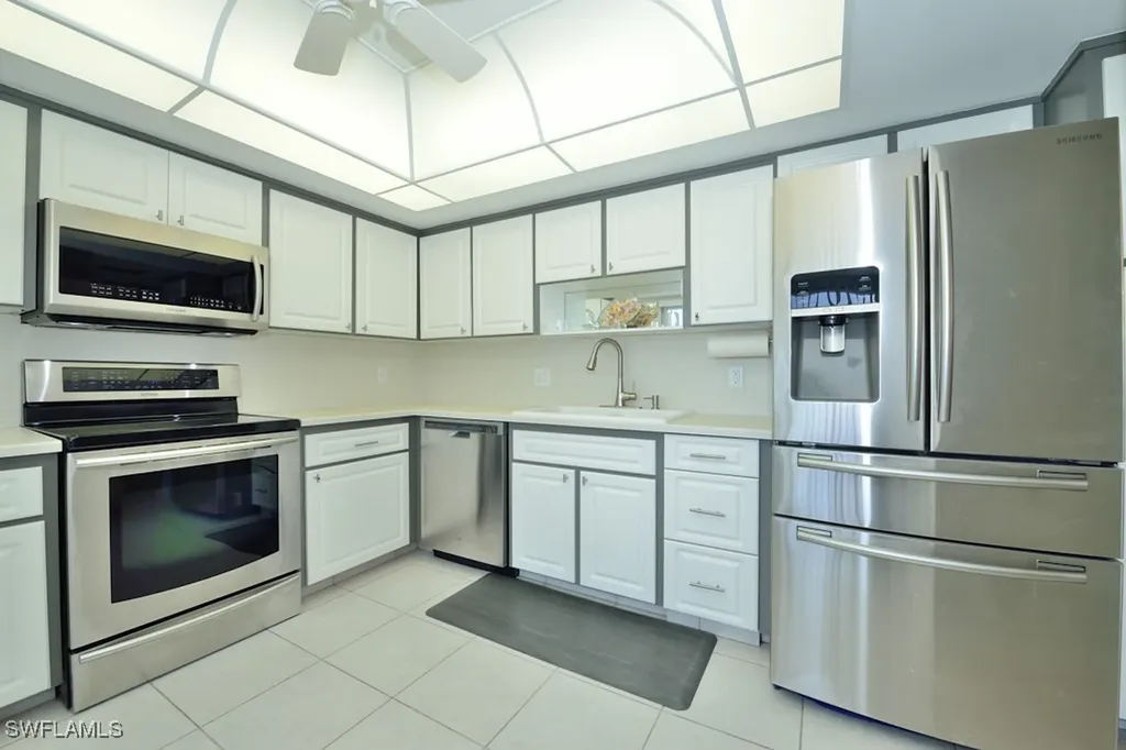 124 Penny Lane Naples FL 34112