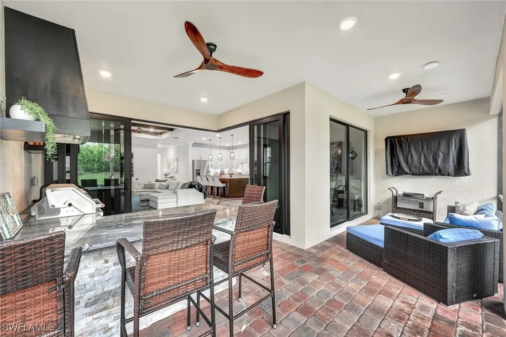 6770 Pennyroyal Drive Naples FL 34114