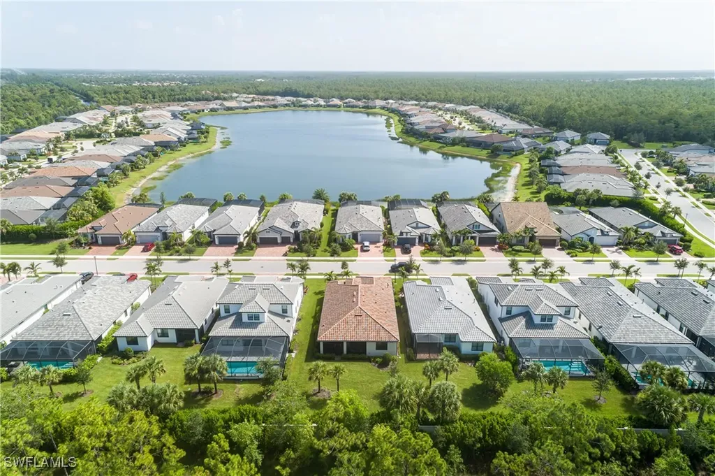 6770 Pennyroyal Drive Naples FL 34114