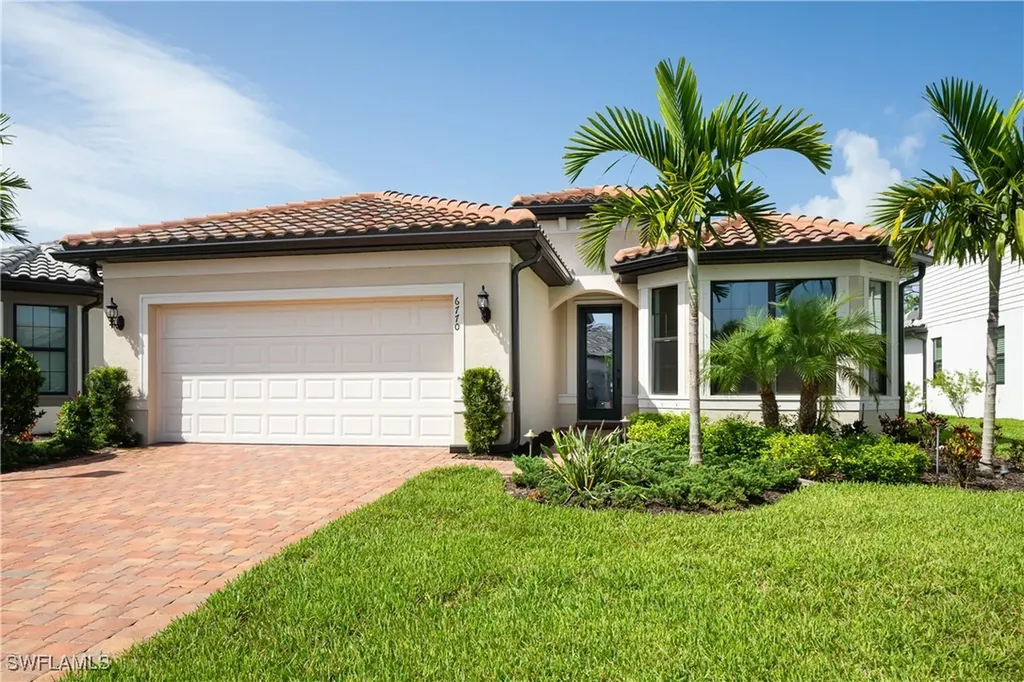 6770 Pennyroyal Drive Naples FL 34114
