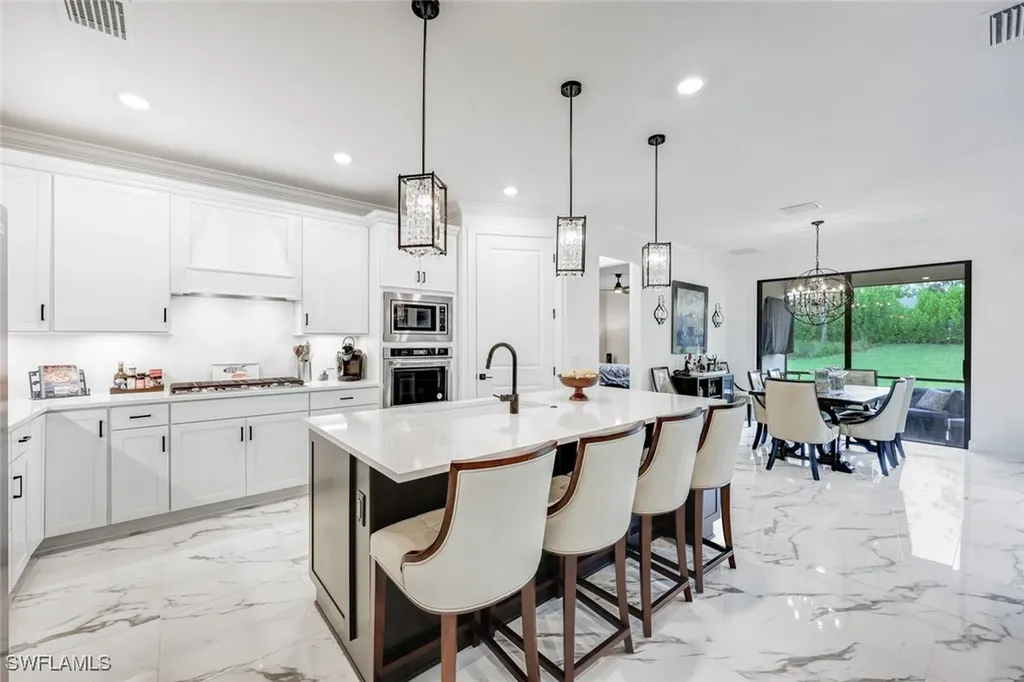 6770 Pennyroyal Drive Naples FL 34114